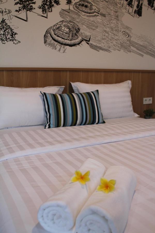 Hotel Casa Living Senayan 3*